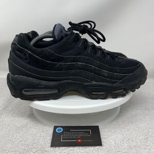Nike Air Max 95 Essential Triple Black Shoes AT9865-001 Men’s Size 9.5 Sneakers